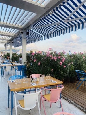 amour-a-la-plage-nice2-1