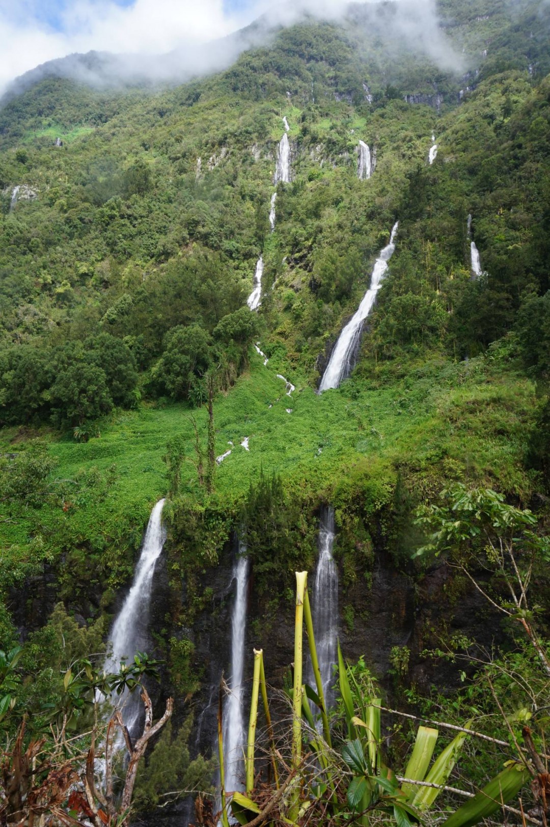 DANS LE CIRQUE DE SALAZIE Juste Maudinette dans-le-cirque-de-salazie-juste-maudinette